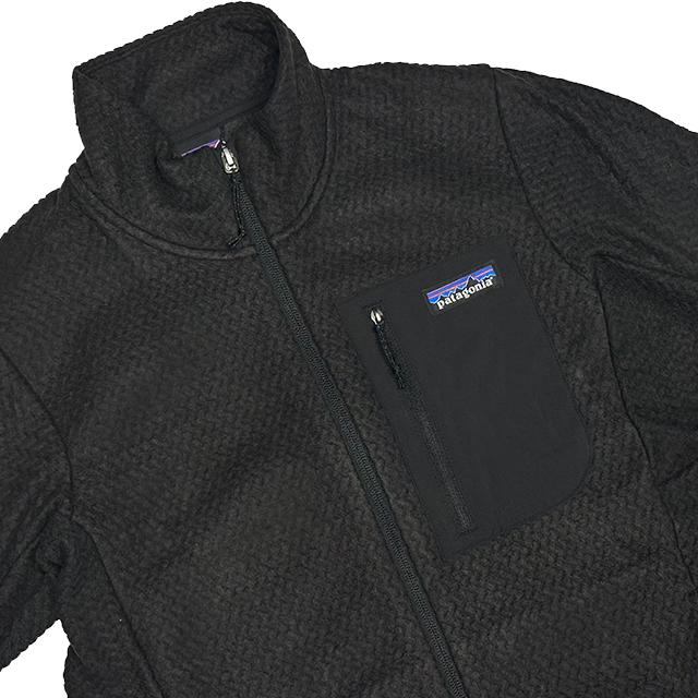 patagonia r1 ブラック　Mサイズ patagonia（パタゴニア） R1 プルオーバー M'S R1 P/O BLK BLACK 40101