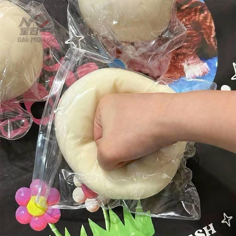 大福 クイーズ 低反発大福 大福スクイーズ 饅頭 包子 ぷにぷに ふわふわおもちゃ 水感スクイーズ 伸縮性のある  お握りおにぎり ストレス解消 もち |  | 18