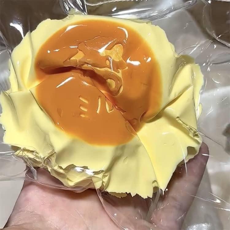 スクイーズケーキおもちゃ 水感スクイーズ 牛乳ケーキ スクイーズ ストレス解消 癒し 万能アイテム ぷにぷに弾力 低反発ソフト握り心地 伸縮自在 子供 |  | 11