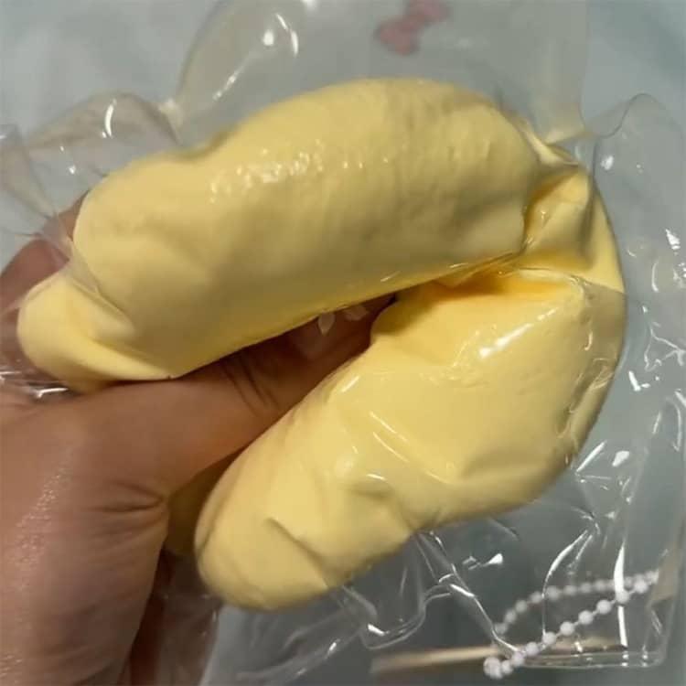 スクイーズケーキおもちゃ 水感スクイーズ スティッキーボール 大福 スクイーズ 餅 食べ物 伸縮性 ストレス解消 弾力性が高 袋に押し込んで ゆっくり |  | 13