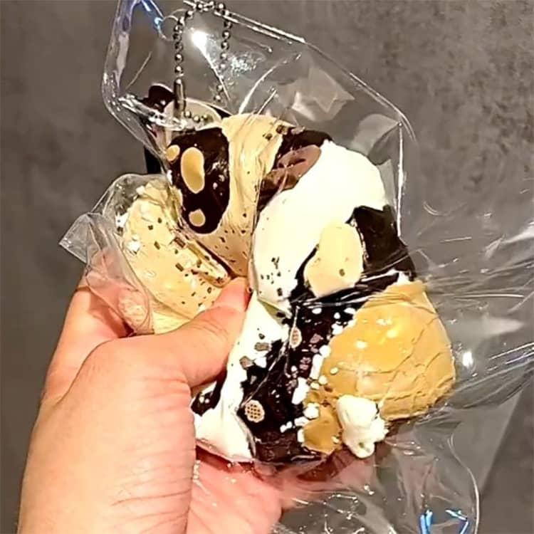 SNSで話題 スクイーズ アイスクリーム ケーキ おもちゃ 大きい 可愛い ぷにぷにおもちゃ 水感スクイーズ 水感癒し系 女の子 玩具 握ぷにぷにおも |  | 13