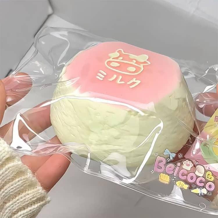 スクイーズケーキおもちゃ 水感スクイーズ 大きいパン スクイーズ パン型 ケーキ フード  伸縮性のあるスティッキーボールおもちゃ 弾力性が高く 手触 |  | 10
