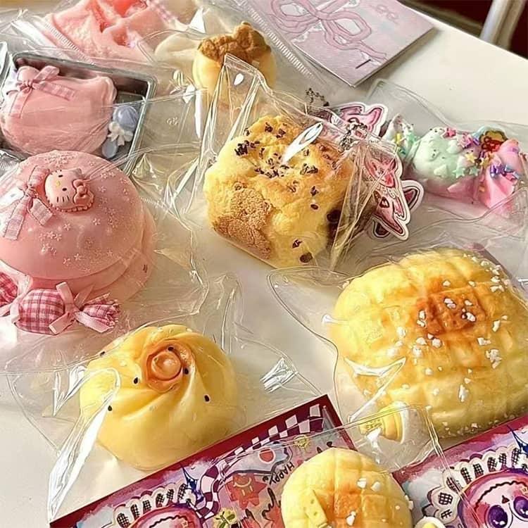 福袋 6点セット/7点セットスクイーズ  肉球 低反発 おもちゃ 大サイズ 中サイズ ぷにぷに もちもち かわいい パン ケーキ スイーツ 大福 そっ |  | 17