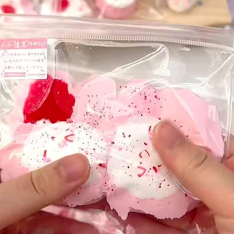 スクイーズ  低反発 ワッフル 哺乳瓶 肉球 ネコ ねこ 低反発 ぬいぐるみ ぷにぷにおもちゃ おもちゃ かわいい お菓子 お握り おにぎり 握る ス |  | 16