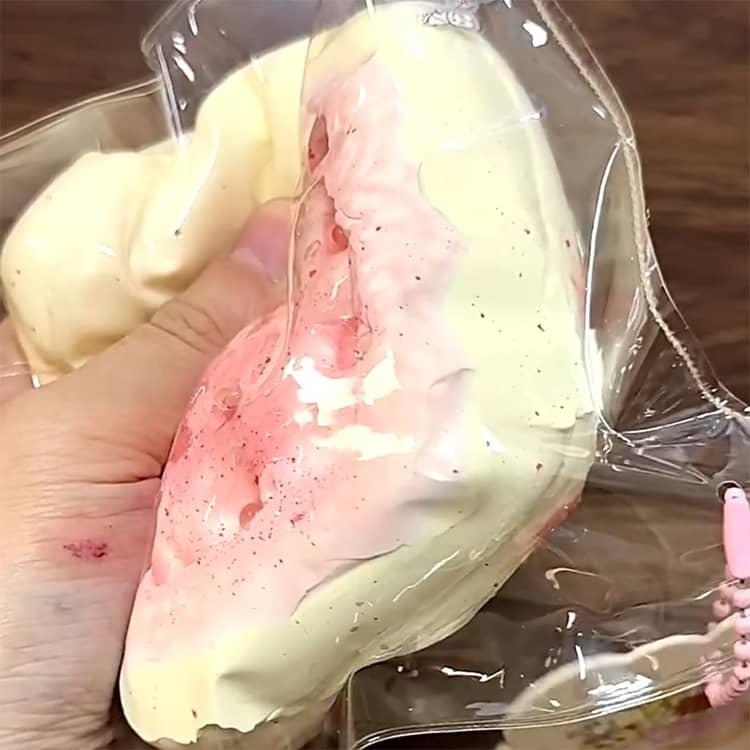 マシュマロクッキー スクイーズ  低反発 ぷにぷに ふわふわおもちゃ ケーキ 肉球 感触 プッシュ 神ふわままごと サプライズ お握りおにぎり ストレ |  | 03
