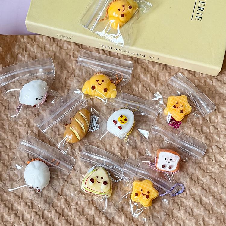 スクイーズ 9個セット  パン ケーキ おにぎり ぷにぷに もちもち おもちゃ 低反発 柔らかい 癒し ストレス解消 玩具 フィジットトイ 本物そっく |  | 03