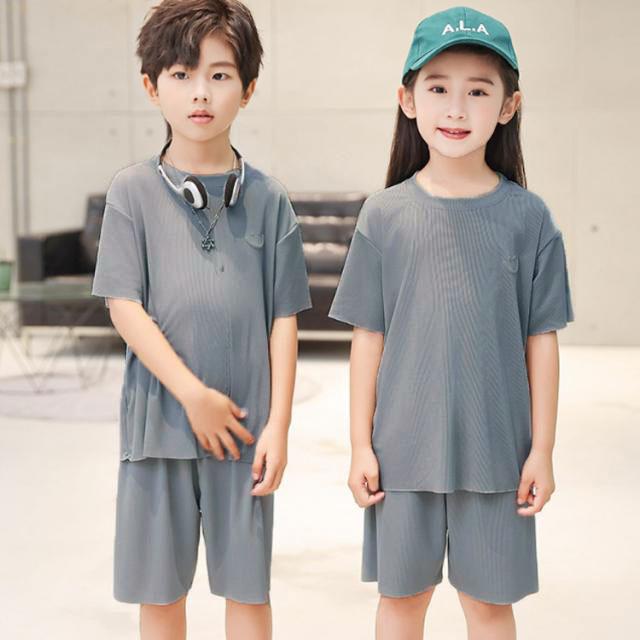 冷感 キッズ パジャマ 上下セット 子供 涼しい ルームウェア 2点セット 男の子 女の子 半袖 半ズボン 春 夏 薄手 通気性 吸汗 速乾 無地 ジ |  | 02