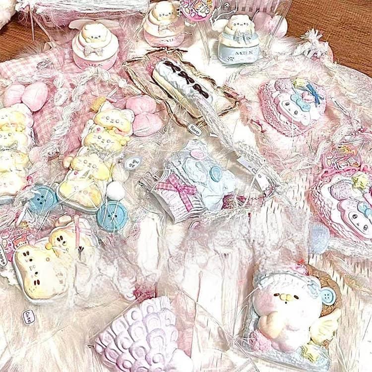 6個~7個セット スクイーズ 福袋 ブラインドボックス 大サイズ 中サイズ 肉球 ネコ ねこ ケーキ パン 低反発 おもちゃ かわいい 握る ストレス |  | 04