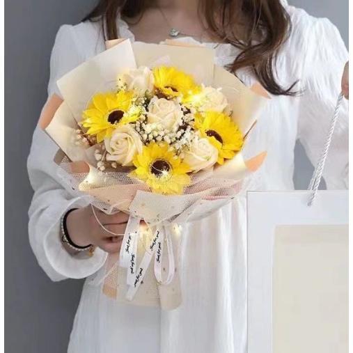 車載 母の日 ギフト プリザーブドフラワーロース 置物 枯れない花 永遠の花 結婚式 発表会 誕生日 記念日 車内 耐高温 | ブランド登録なし