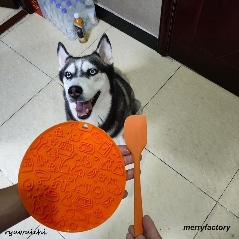 リックパッド 舐めるパッド フードプレート ペット食器 シリコン 吸盤 ペット用品 犬 猫 ドッグ 気晴らし 気を逸らす なめる ぺろぺろ ペロペロ | ブランド登録なし | 03
