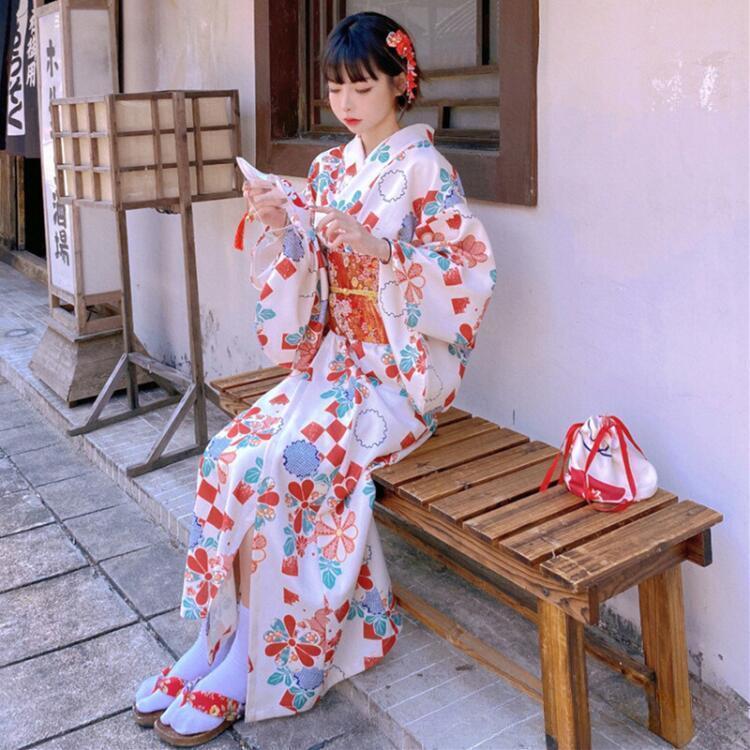浴衣 2点 セット レディース (ゆかた/帯) レトロモダン スタイル 赤 花柄 可愛い ー等 きれいめ 大人の浴衣 セット 20代 30代 40代 | ブランド登録なし | 04