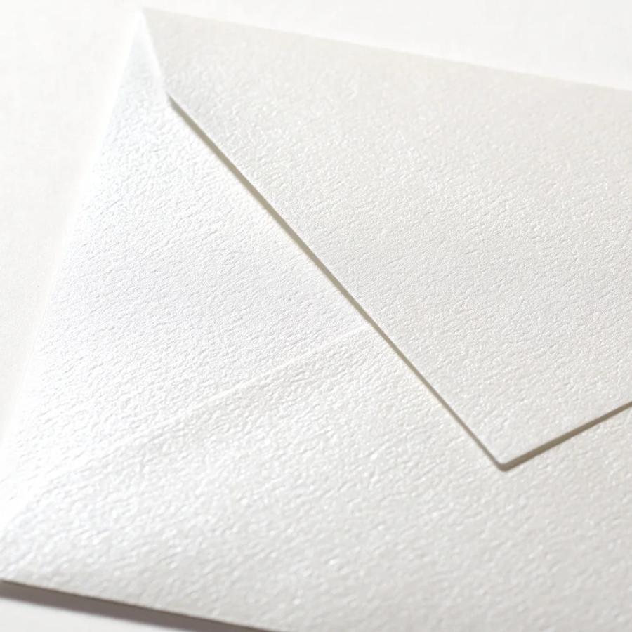 G.C.PRESS　ふみ揃え封筒 光沢 シルキーパール　082-48｜文房具 シンプル ミニ封筒 カラー封筒 白 無地 柄なし |  | 02