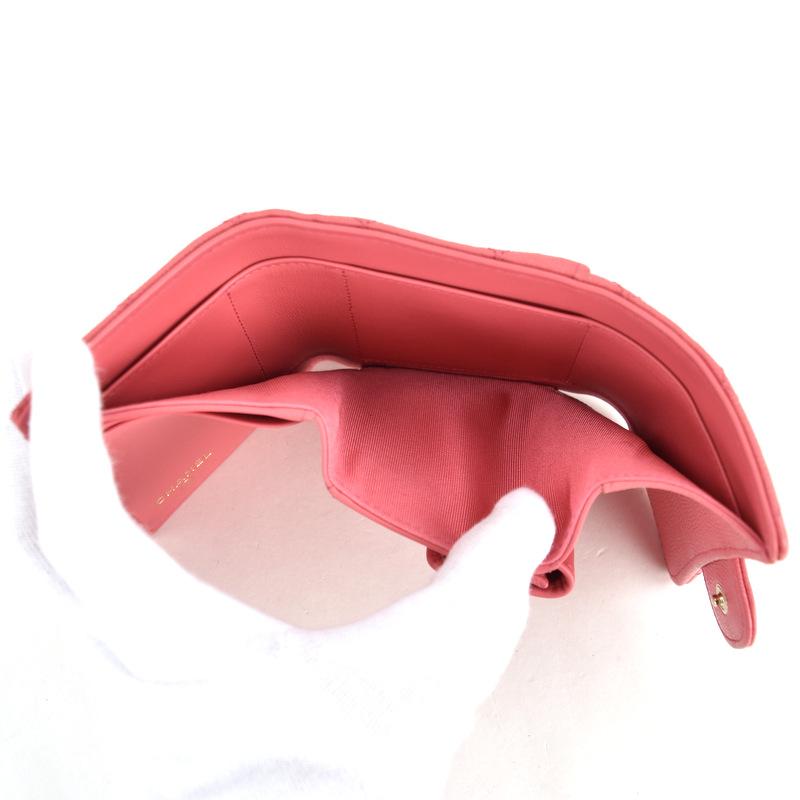 CHANEL（シャネル） 財布 レディース 三つ折り財布 キャビアスキン