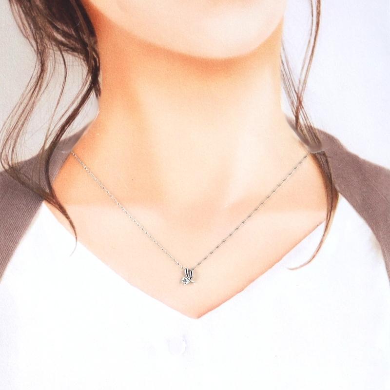 ダイヤモンド ネックレス プラチナ Pt850×900 Xモチーフ クロス 