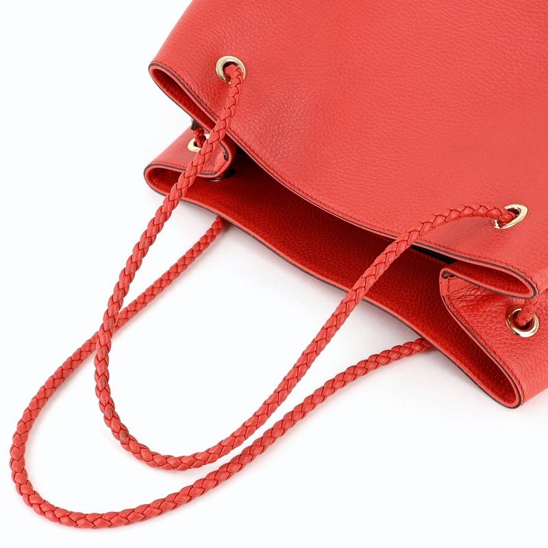 GUCCI（グッチ） トートバッグ レザー レッド 380118 無地 台形 A4