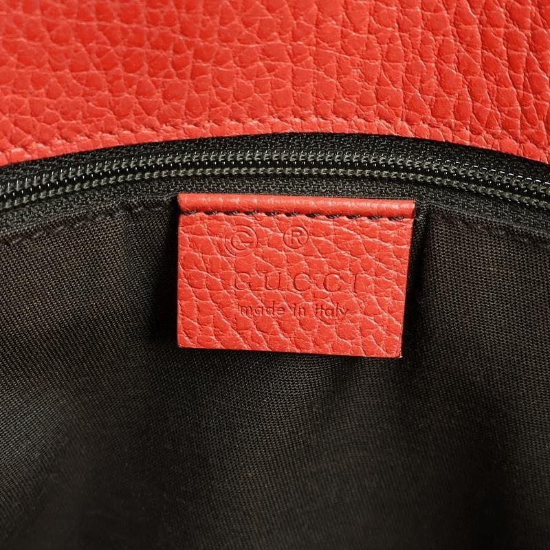 GUCCI（グッチ） トートバッグ レザー レッド 380118 無地 台形 A4