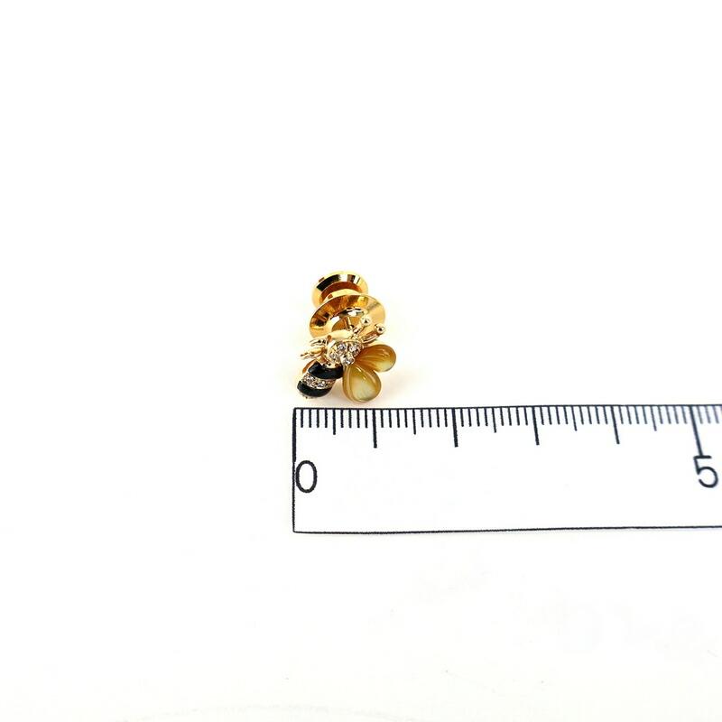 ブローチ 18金 レディース ピンブローチ 蜂モチーフ ダイヤ 0.06ct