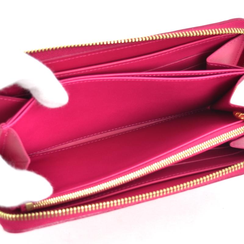 ルイヴィトン　イカットフラワー ジッピーウォレット LOUIS VUITTON（ルイ・ヴィトン） イカットフラワージッピーウォレット