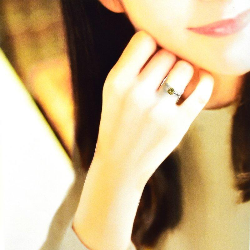 TIFFANY&Co. ティファニー リング イエローダイヤ 1粒 プラチナ TIFFANY&Co. ティファニー リング イエローダイヤ 1粒 プラチナ