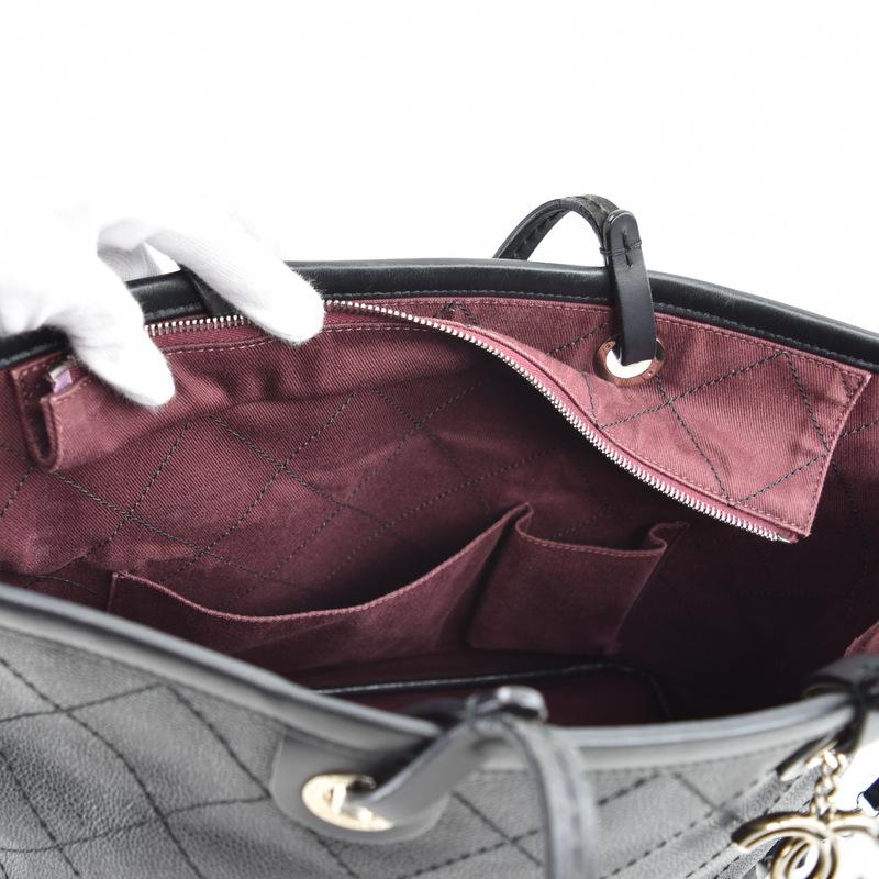 【極美品】シャネル　キャビアスキン　ボストンバッグ　トートバッグ　ハンド 美品】シャネル キャビアスキン ボストンバッグ トートバッグ