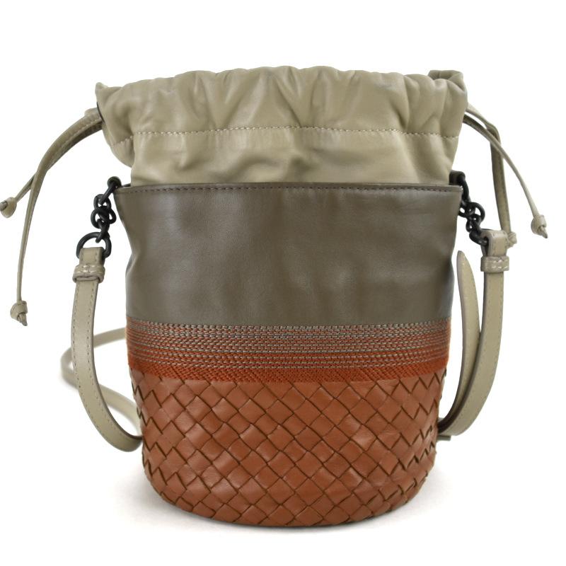 BOTTEGA VENETA（ボッテガ・ヴェネタ） ショルダーバッグ イントレ 