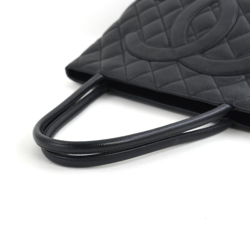 【超美品】シャネル トートバッグ 復刻トート ラムスキン シルバー金具 #79 超美品】シャネル トートバッグ 復刻トート ラムスキン シルバー