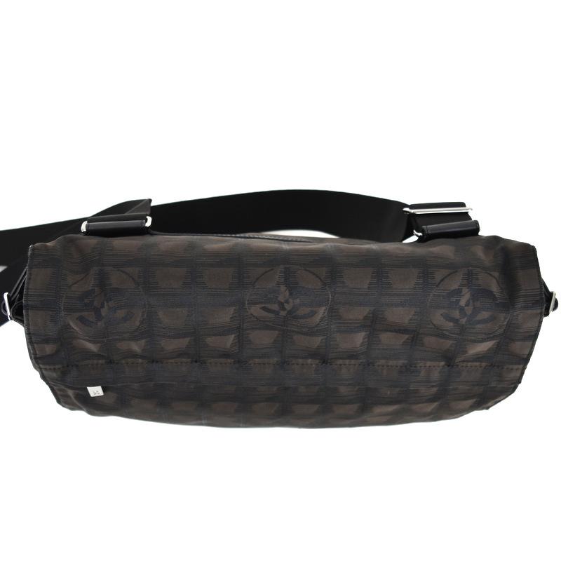 CHANEL（シャネル） バッグ ニュートラベルライン ショルダーバッグ