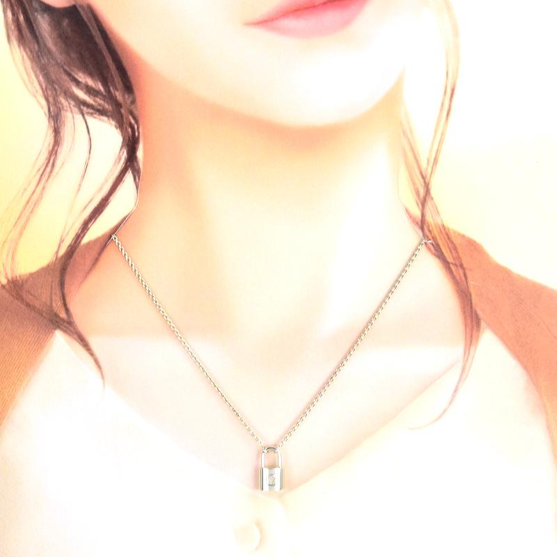 LOUIS VUITTON（ルイ・ヴィトン） ネックレス ペンダント シルバー