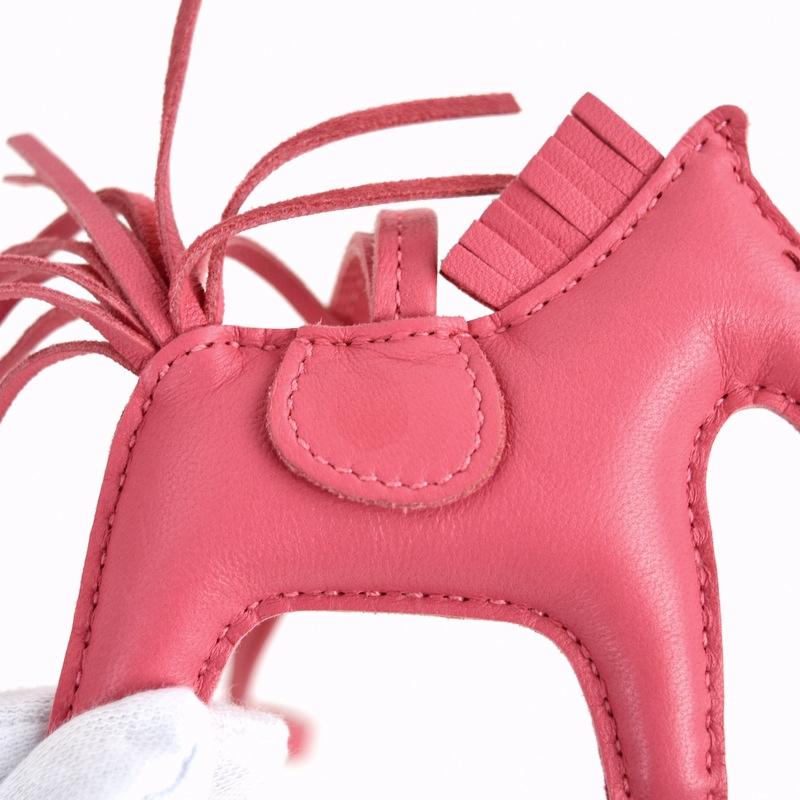 HERMES（エルメス） バッグチャーム ロデオPM ピンク レザー Y刻印