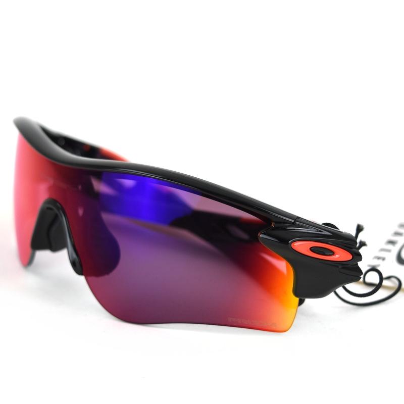 オークリー スポーツサングラス 黒と赤のフレーム メンズ OAKLEY（オークリー） サングラス メンズ レーダーロックパス 009206