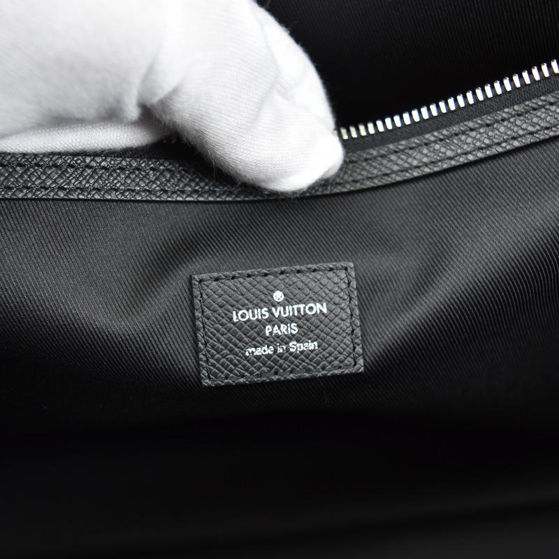 LOUIS VUITTON（ルイ・ヴィトン） バッグ メンズ タイガ・ラマ