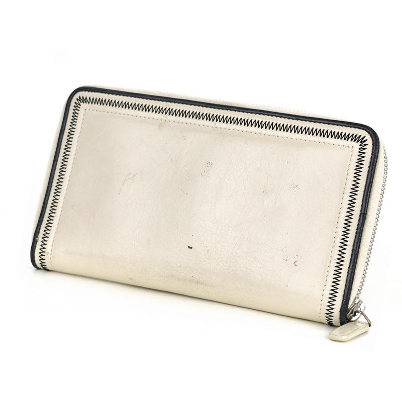 CHANEL 2.55 シャネル 長財布 ホワイト レザー ラウンドファスナー長