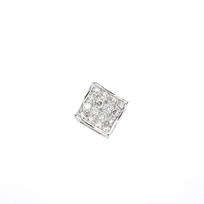 ペンダントトップ Pt900 プラチナ900 ペンダントチャーム ダイヤ 0.30