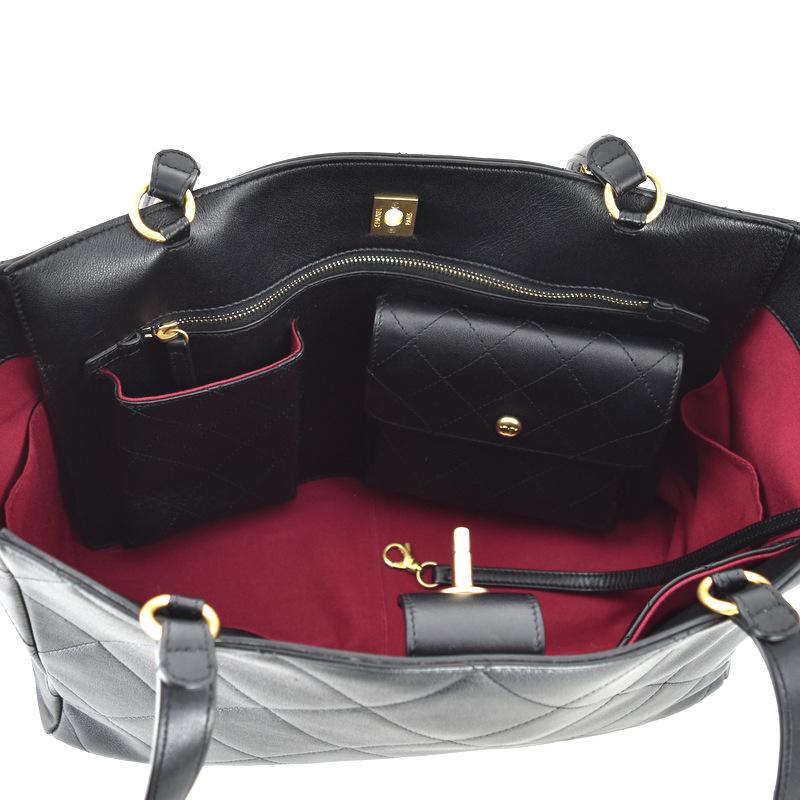 CHANEL（シャネル） バッグ チェーントート AS3537 マトラッセ