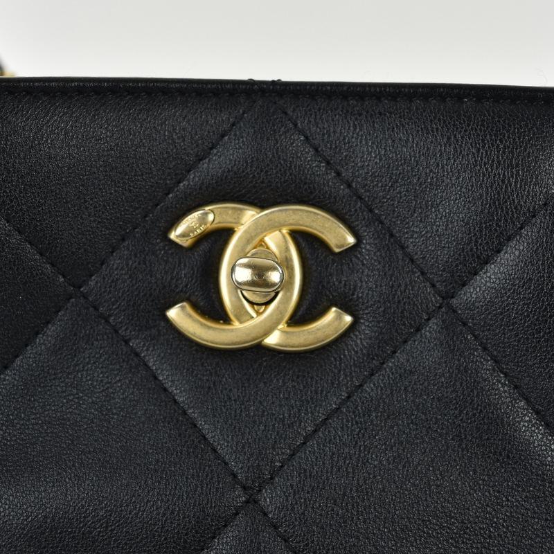 CHANEL（シャネル） バッグ チェーントート AS3537 マトラッセ