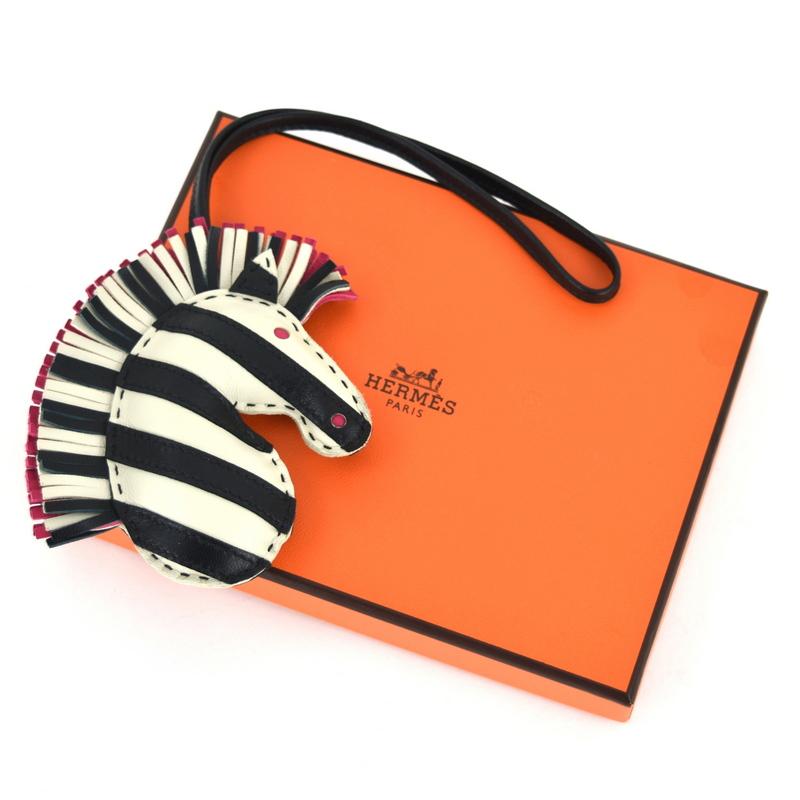 HERMES（エルメス） ジージーサバンナ バッグチャーム ホワイト