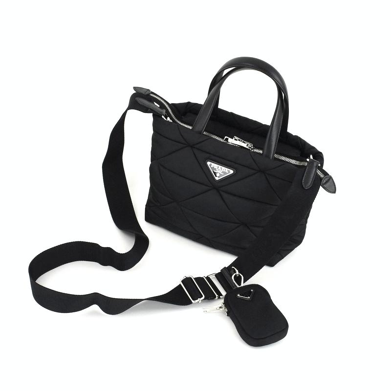 プラダ　ミニパデッドRe-Nylonトートバッグ　斜めがけショルダー1BG373 PRADA（プラダ） トートバッグ 1BG373 RDJN レディース パデッド