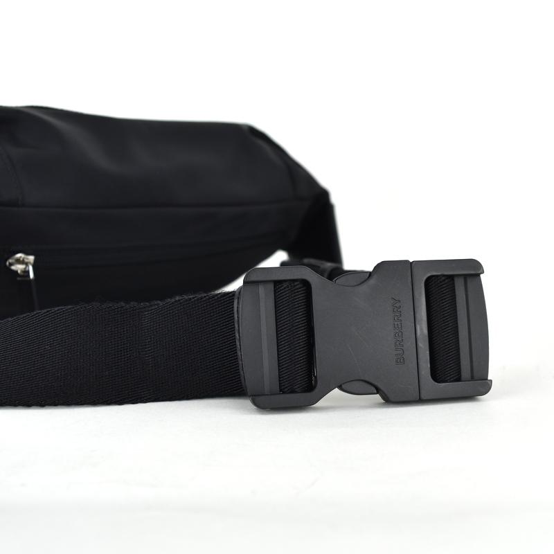 BURBERRY（バーバリー） バッグ ボディバッグ 8025668 ブラック