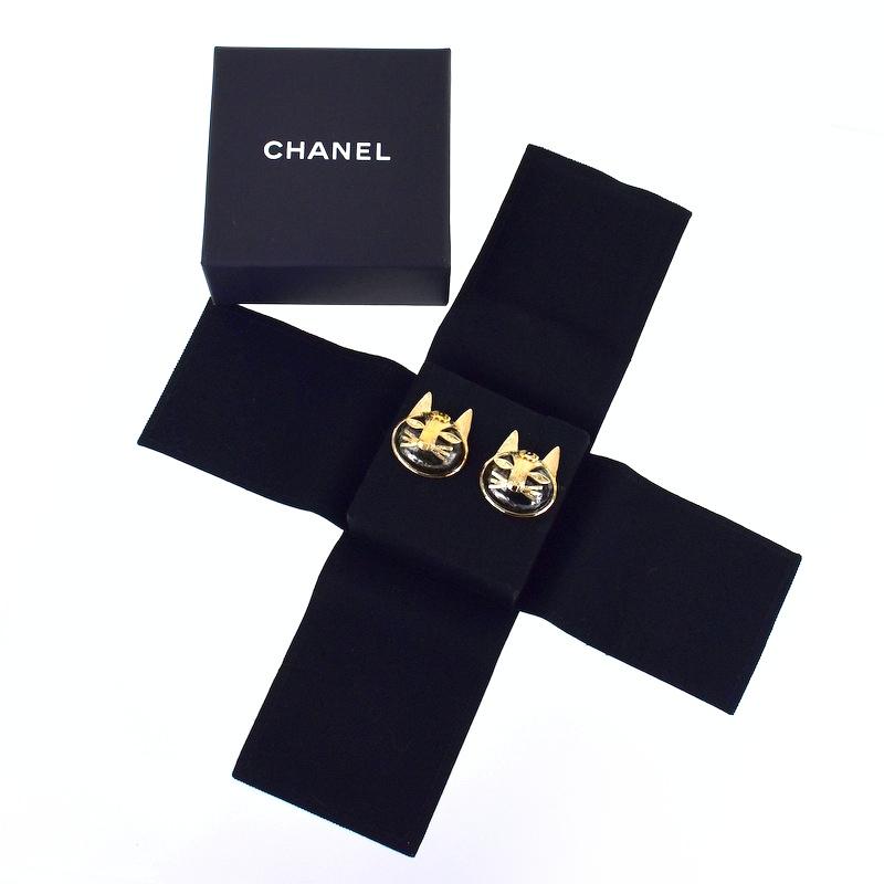CHANEL シャネル ピアス ネコモチーフ 両耳用 ココマーク CHANEL シャネル ピアス ネコモチーフ 両耳用 ココマーク