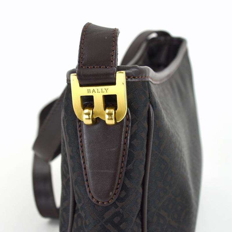 Bally（バリー） ショルダーバッグ ナイロン×レザー 斜め掛け 肩掛け