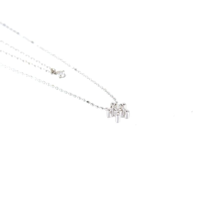 ネックレス レディース 18k 18金 ホワイトゴールド スターモチーフ 星 