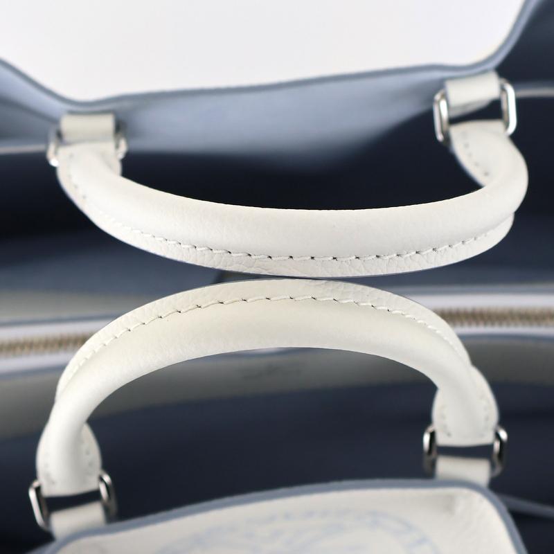 LOUIS VUITTON（ルイ・ヴィトン） バッグ マヒナ ベラ・トート M11733