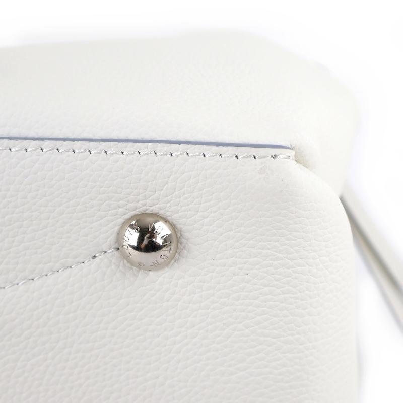 LOUIS VUITTON（ルイ・ヴィトン） バッグ マヒナ ベラ・トート M11733