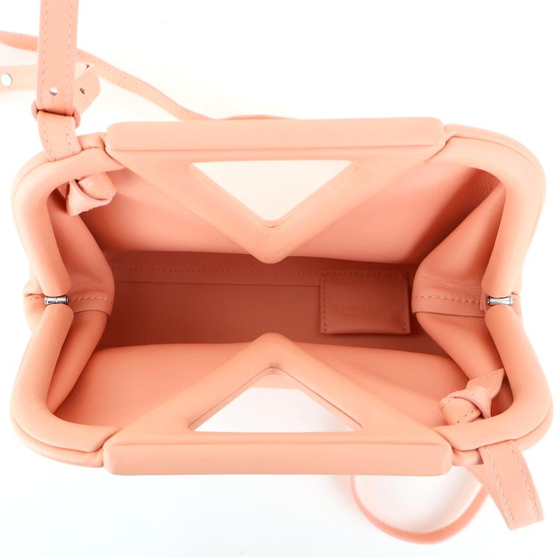 BOTTEGA VENETA ボッテガヴェネタ バッグ スモールポイント