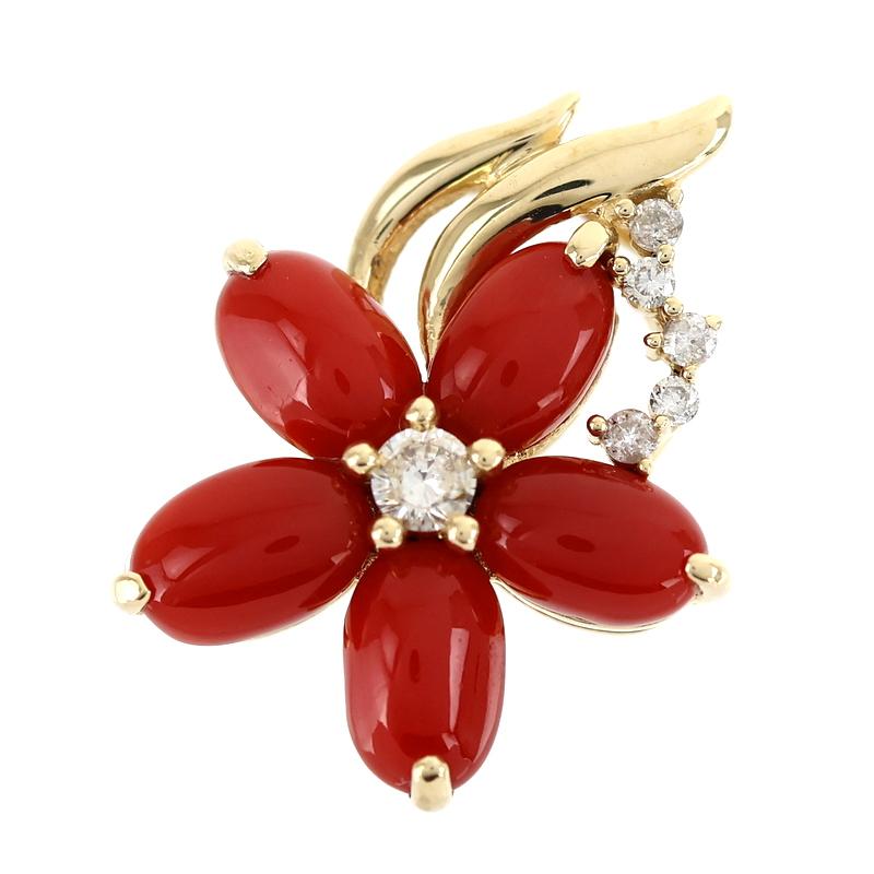 ナチュラルサンゴのイヤリングと ペンダントトップ ペンダントトップ 18金 サンゴ 1.20ct ダイヤ 0.12ct フラワーモチーフ