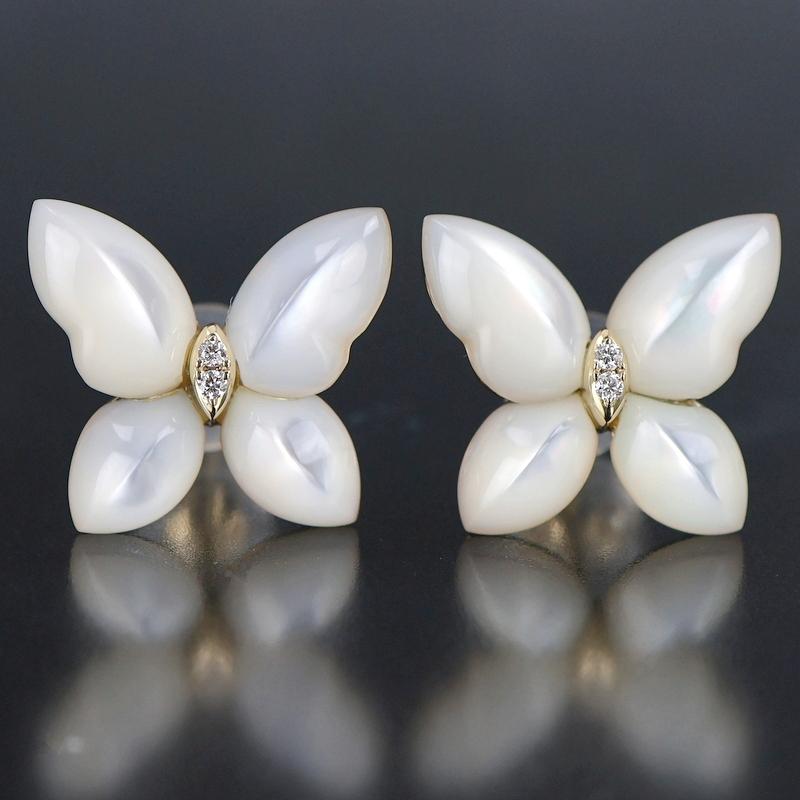 ピアス 18金 バタフライモチーフ シェル K18YG ダイヤ 各0.02ct 両耳用