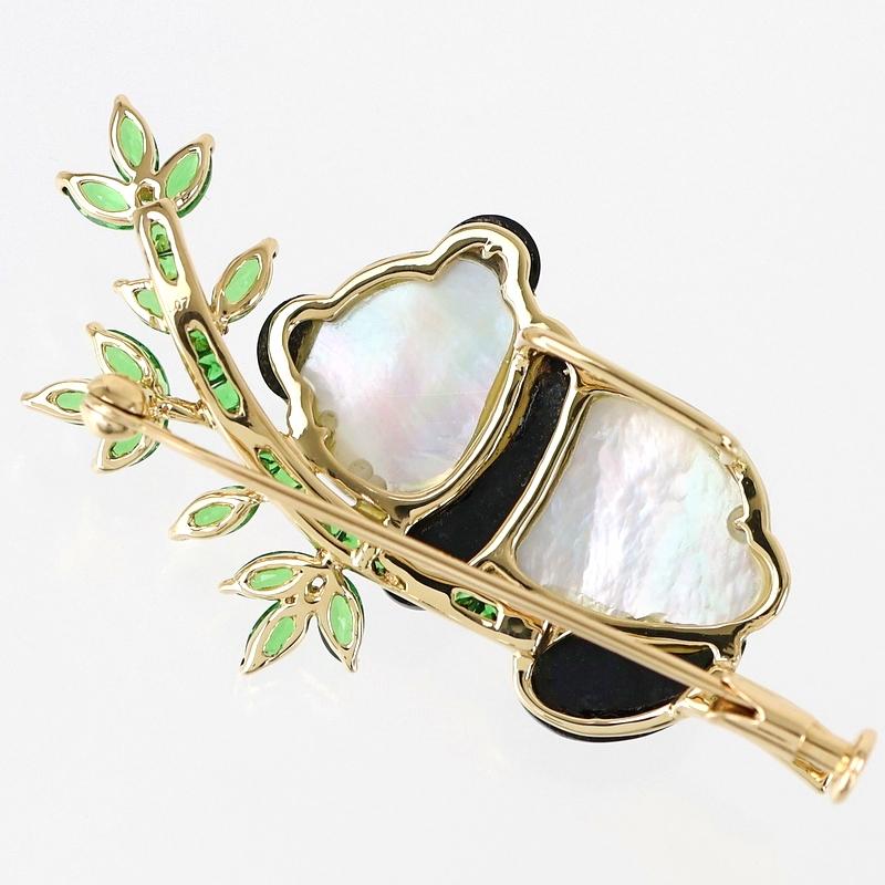 パンダ ブローチ K18YG シェル オニキス カラーストーン 1.07ct