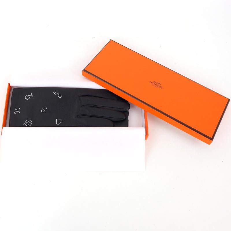 美品✨HERMES エルメス セリエ グローブ ラムスキン 黒 レディース HERMES 【超美品】エルメス セリエ レザーグローブ 手袋