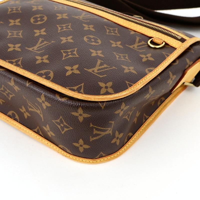 メッセンジャー・ボスフォール ルイヴィトン ショルダーバッグ