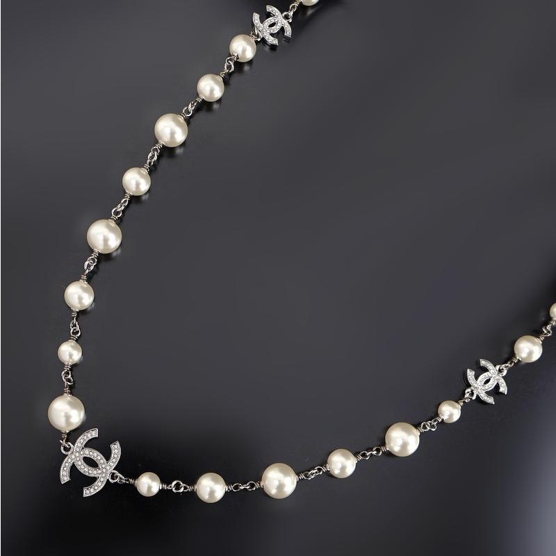 CHANEL（シャネル） ロングネックレス 108cm コスチュームパール ココ